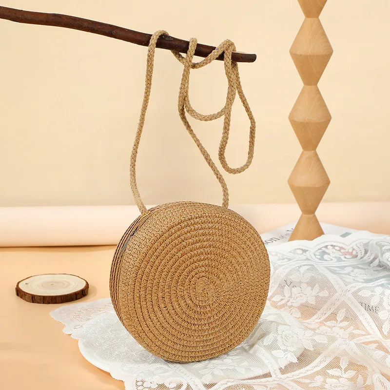 Minimalist Straw Bag